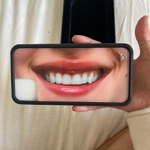 WILDFLOWER smile phone case